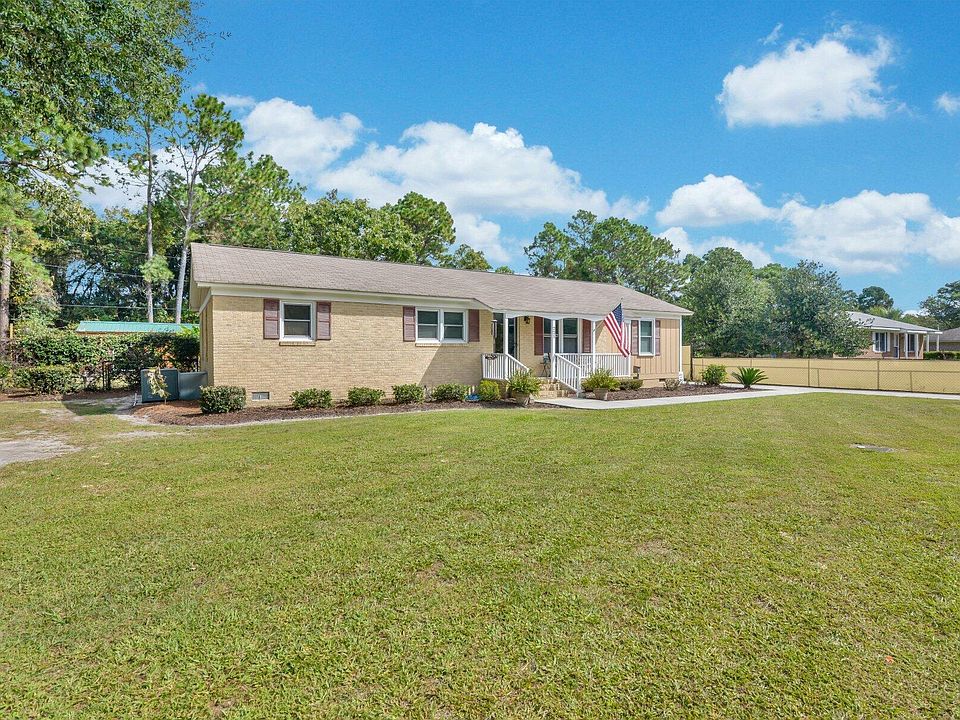 221 Carolina Cir, Walterboro, SC 29488 | Zillow