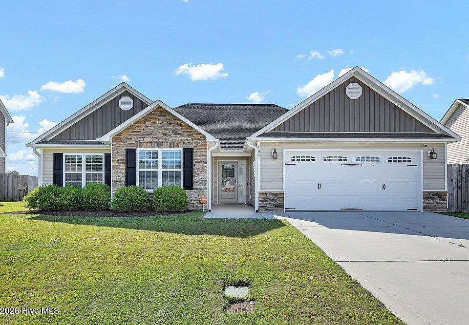 1st image of 105 Cavalier Drive