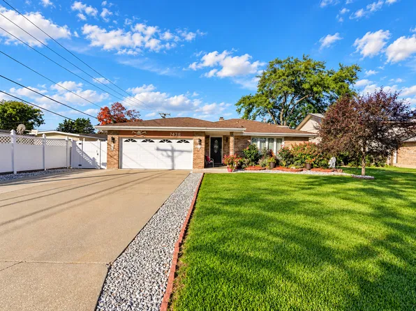 7438 Beloit Ave, Bridgeview, IL 60455