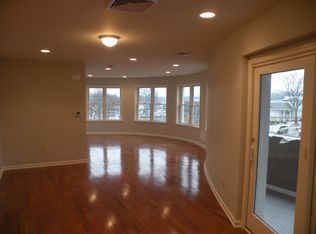 75 Franklin Ave APT 1, Ridgewood, NJ 07450