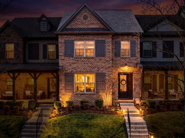 233 Claremont Ct, Gallatin, TN 37066