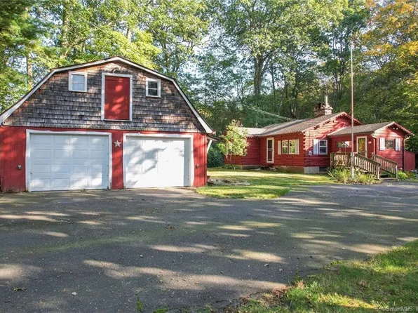 40 Town Line Road, Burlington, CT 06013