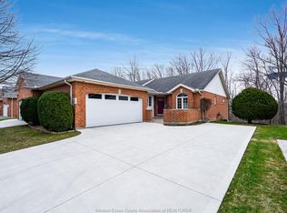 137 Division St N #10, Kingsville, ON