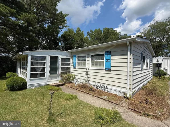166 Country Ln, Buena, NJ 08310