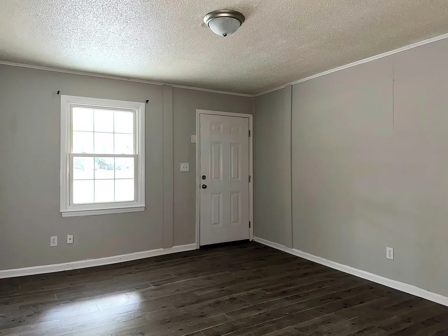 2 bed, $750 — Photo 3