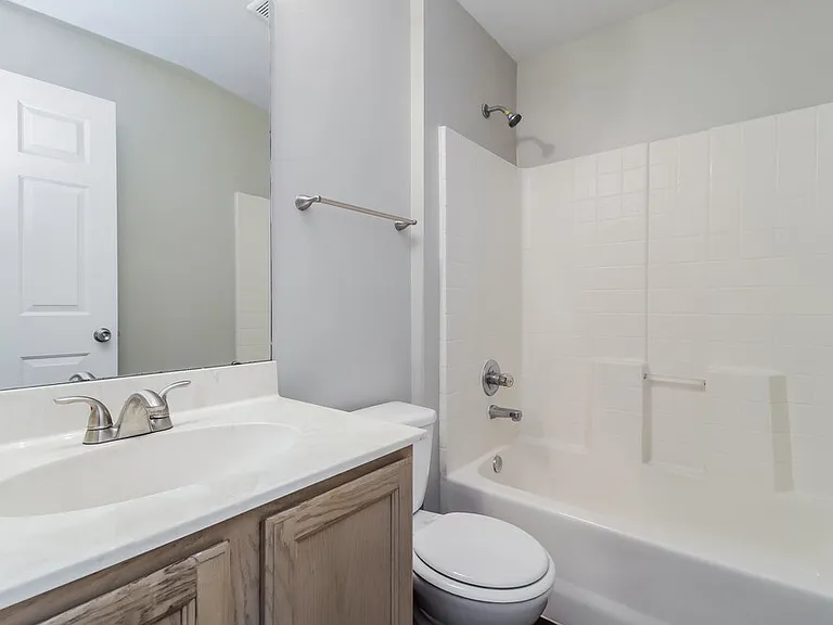 4313 Iveyglen Ave — Photo 15