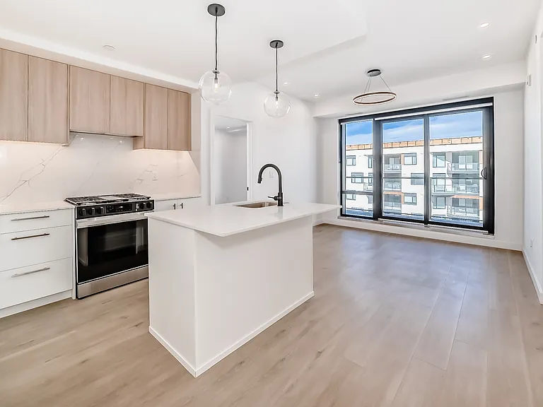 606 Broadcast Ave SW #8375 — Photo 8