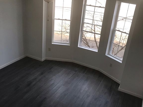 3rd image of 1508 W Glenwood Ave #2