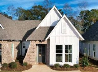 1235 Hidden Den Trl, Opelika, AL 36801