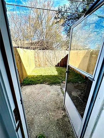 1308 Cartier Dr #B — Photo 14