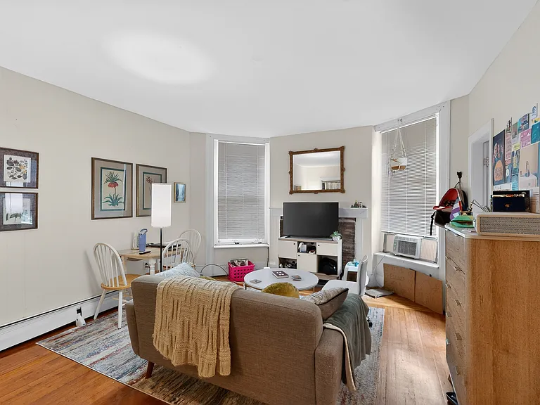 1063 Beacon St #2 — Photo 6