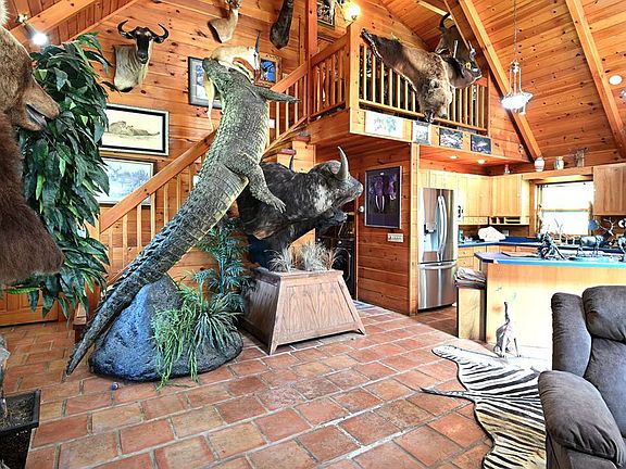 17th image of this home