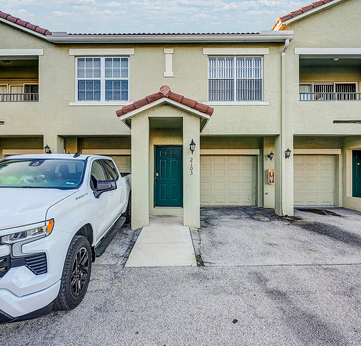 2 bed, 2.0 bath, 1137 sqft, $2,500 — Photo 3