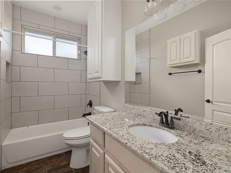 14220 Amistad Cir — Photo 13