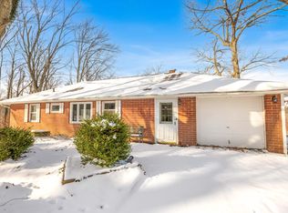 22975 Pine Lake Rd, Battle Creek, MI 49014