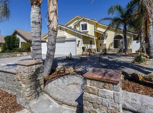 25148 Walnut St, Santa Clarita, CA 91321