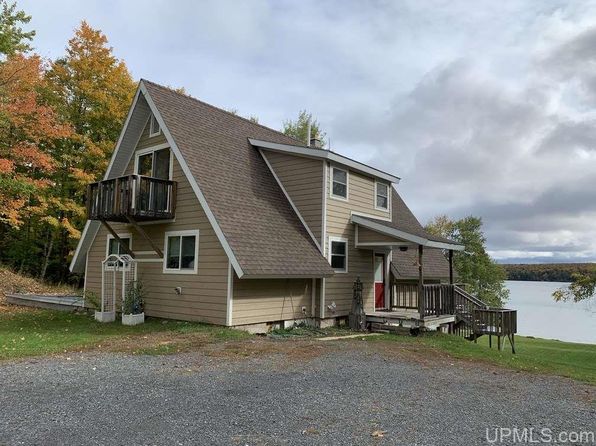 Skanee Real Estate Skanee Mi Homes For Sale Zillow