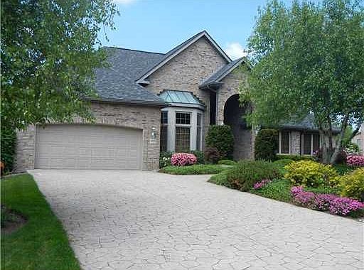 1st image of 3029 Hilltop Dr
