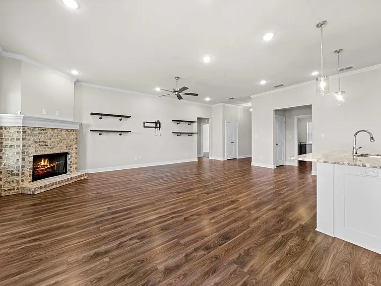 11432 Lindsey Garden Dr — Photo 22
