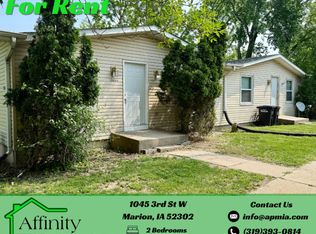 1045 3rd St W, Marion, IA 52302