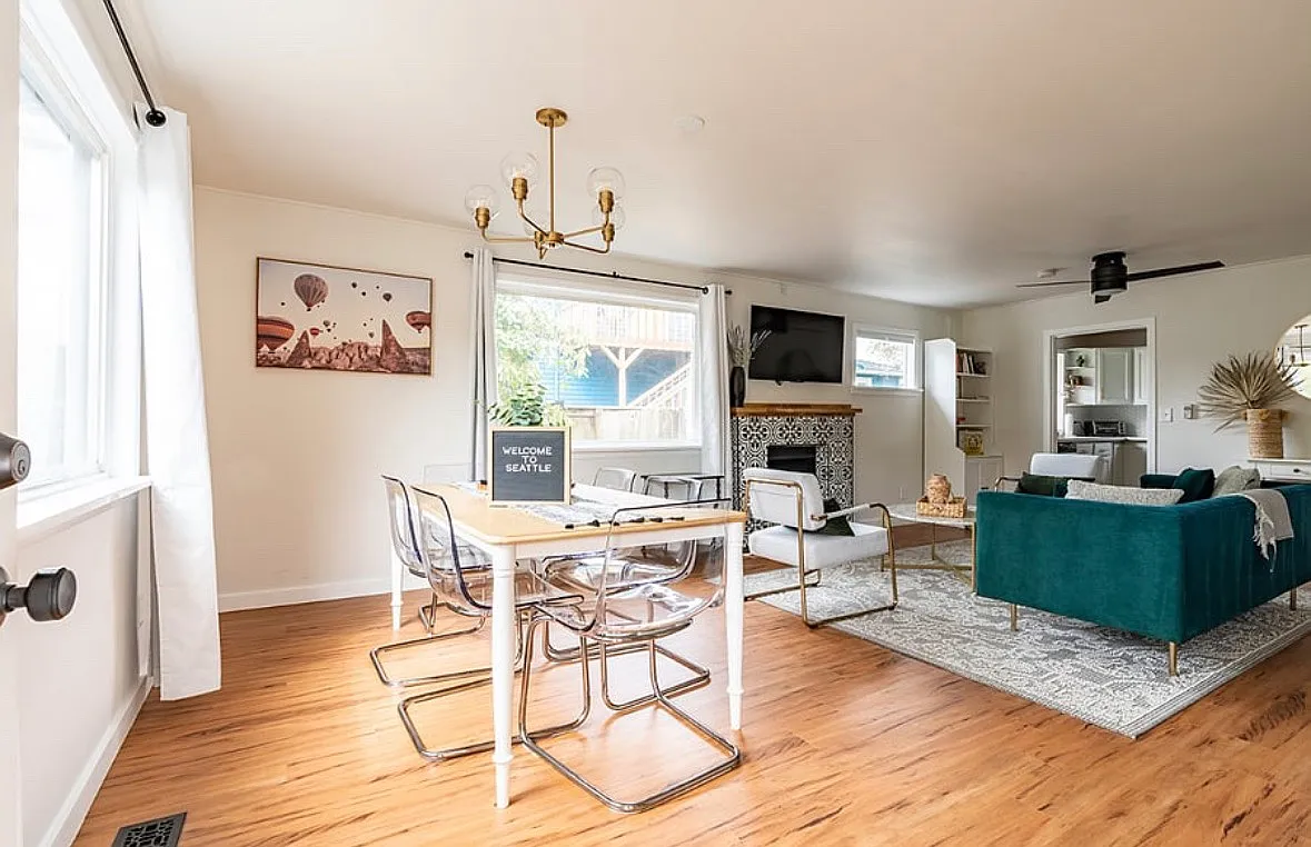 2 bed, 900 sqft, $3,495 — Photo 3