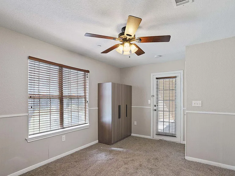 Residence at Piney Shores — Photo 49