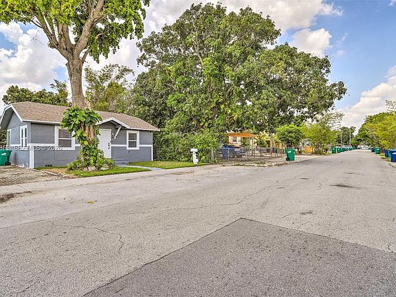 3rd image of 1920 NW 47th St