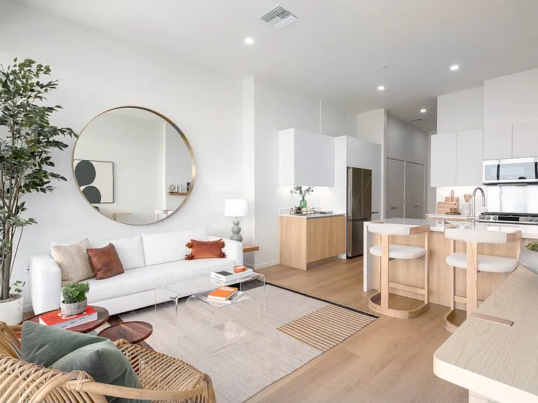200 West Ocean Living Space