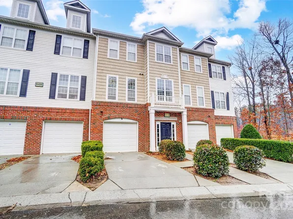 6412 Park Pond Dr, Charlotte, NC 28262