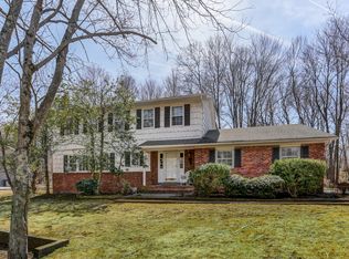 146 Bee Meadow Pkwy, Whippany, NJ 07981