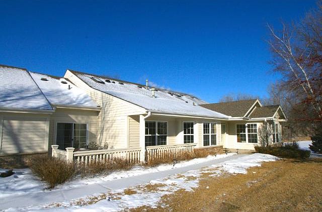 2nd image of 7394 Howard Ln
