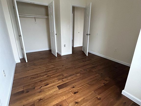 3rd image of 826 S 15th St #3A