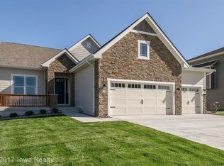 5523 165th St, Urbandale, IA 50323
