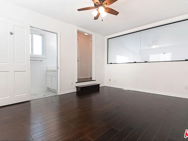 1650 Veteran Ave #306 — Photo 21