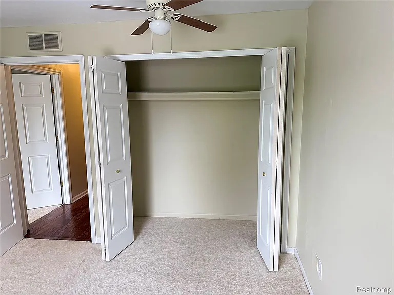 65 W Euclid St #5 — Photo 19