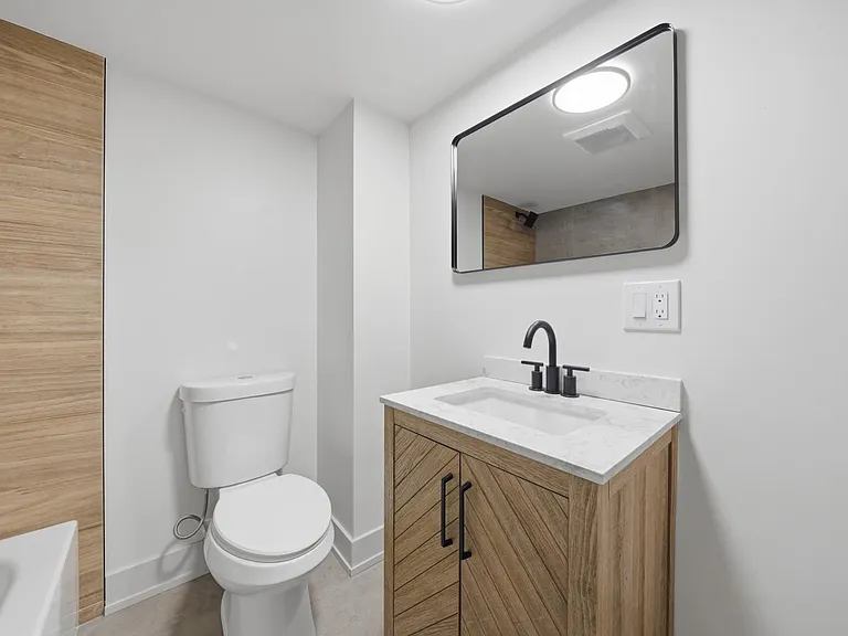 1514 W Fry St #1 — Photo 14