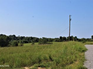 372 Oakland Rd #7, Sweetwater, TN 37874