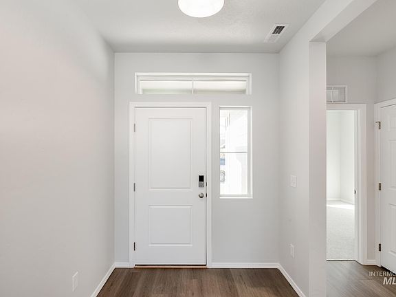 2nd image of 5015 Endicott Dr