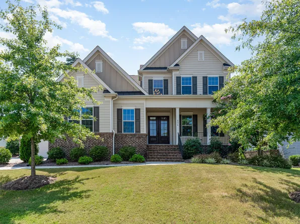 404 Whispering Hills Ct, Cary, NC 27519
