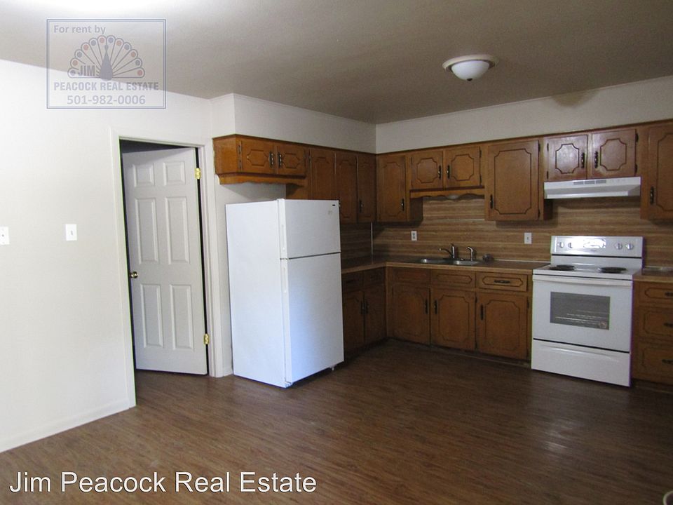 2nd image of 1020 S James St APT A