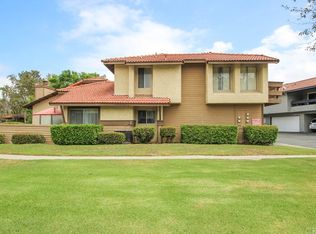 1345 Brentwood Cir APT C, Corona, CA 92882