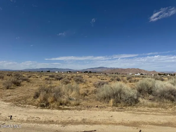 Charan Rd, Rosamond, CA 93560