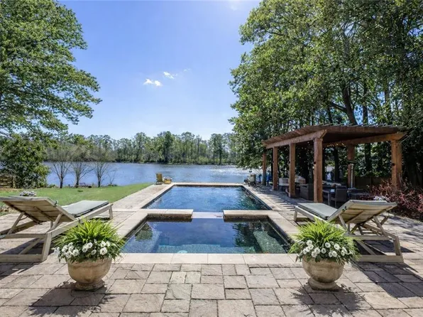 2968 Rivermeade Dr NW, Atlanta, GA 30327