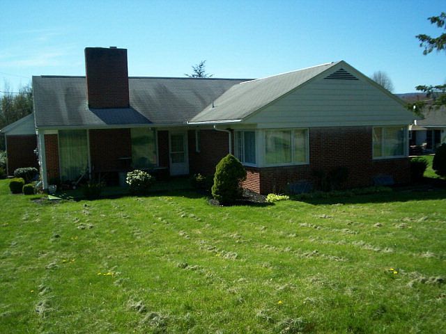 2nd image of 24 Fairview Pl