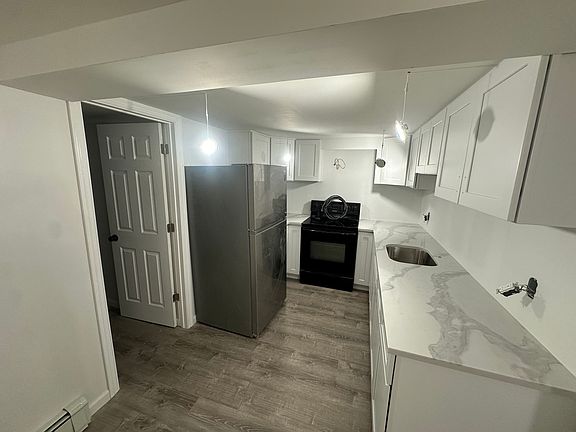 4th image of 250 Clift St Floor 1