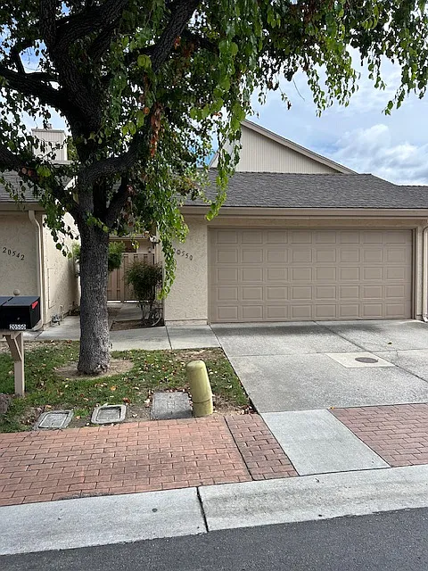 20550 Shady Oak Ln photo 1