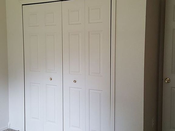 5th image of 760 N McCandless Ave APT 1