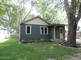 4951 Woodward, Coloma, MI 49038
