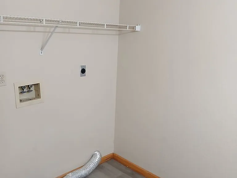 5102 Charm Ridge Dr — Photo 15