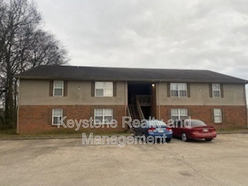 115 Mace Ln #102